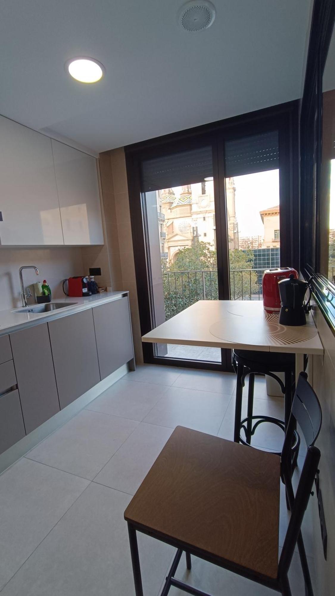 Lc Plaza Del Pilar Appartement Zaragoza Buitenkant foto